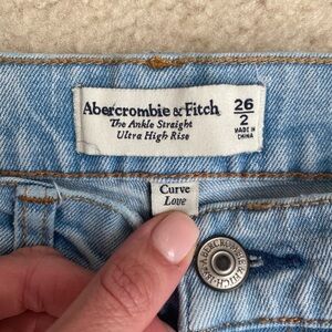 Ankle Straight Ultra High Rise